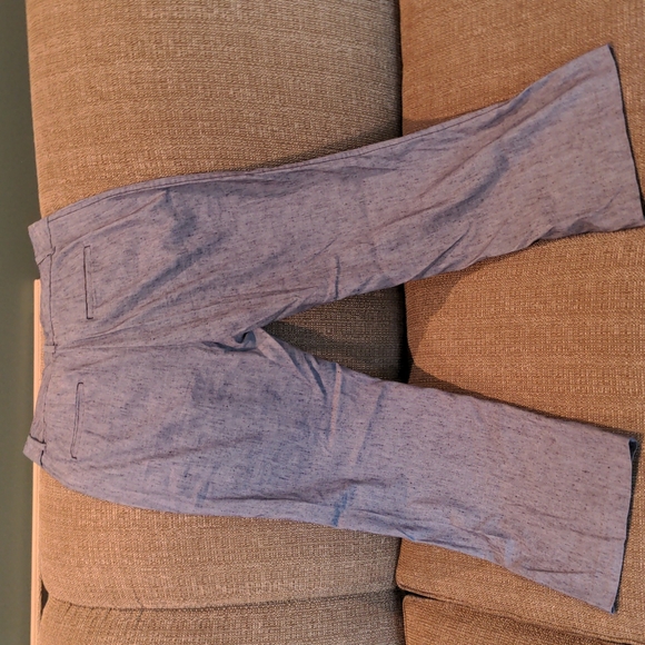 Gap women's pants - Picture 3 of 3